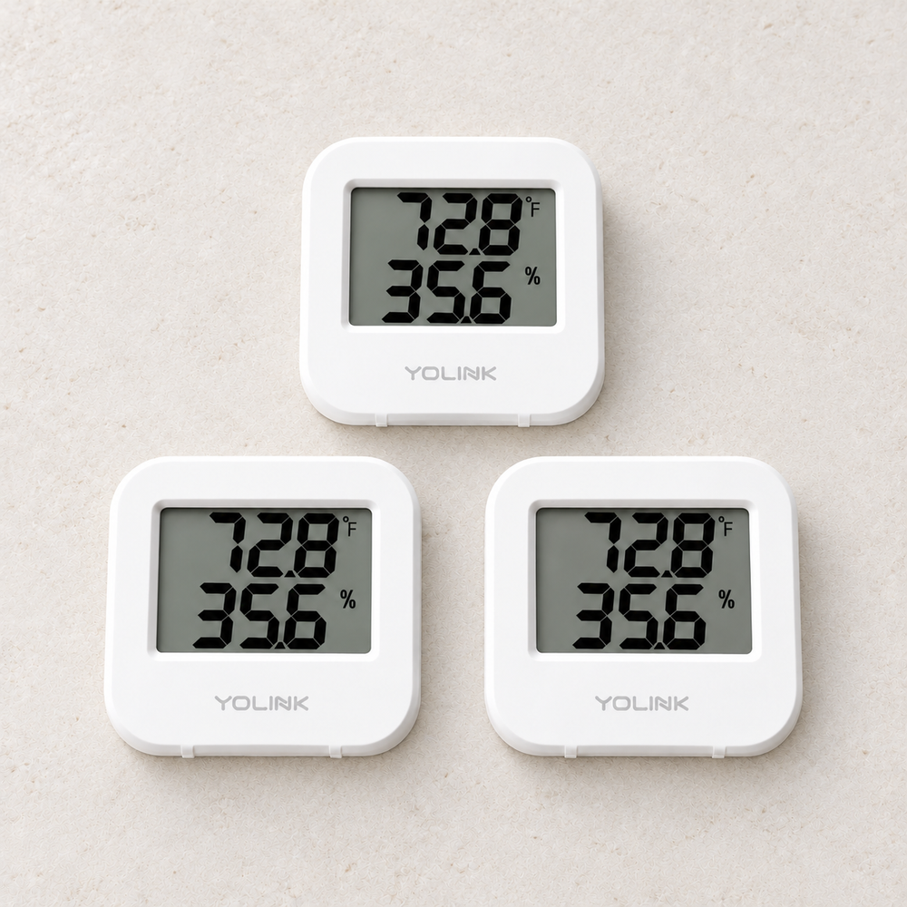 YoLink Temperature & Humidity Sensor, 3-Pack — arranged main components