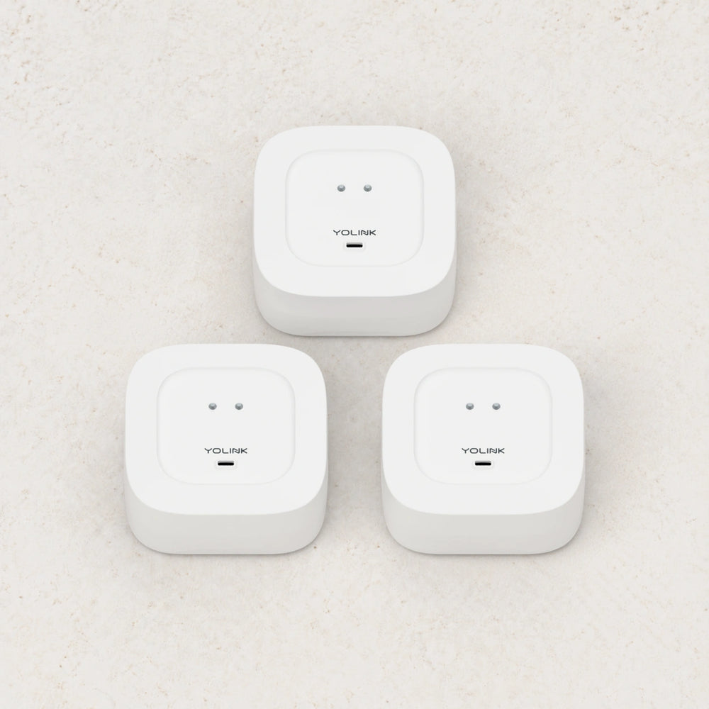 YoLink Water Leak Sensor 4, 3-Pack — arranged main components