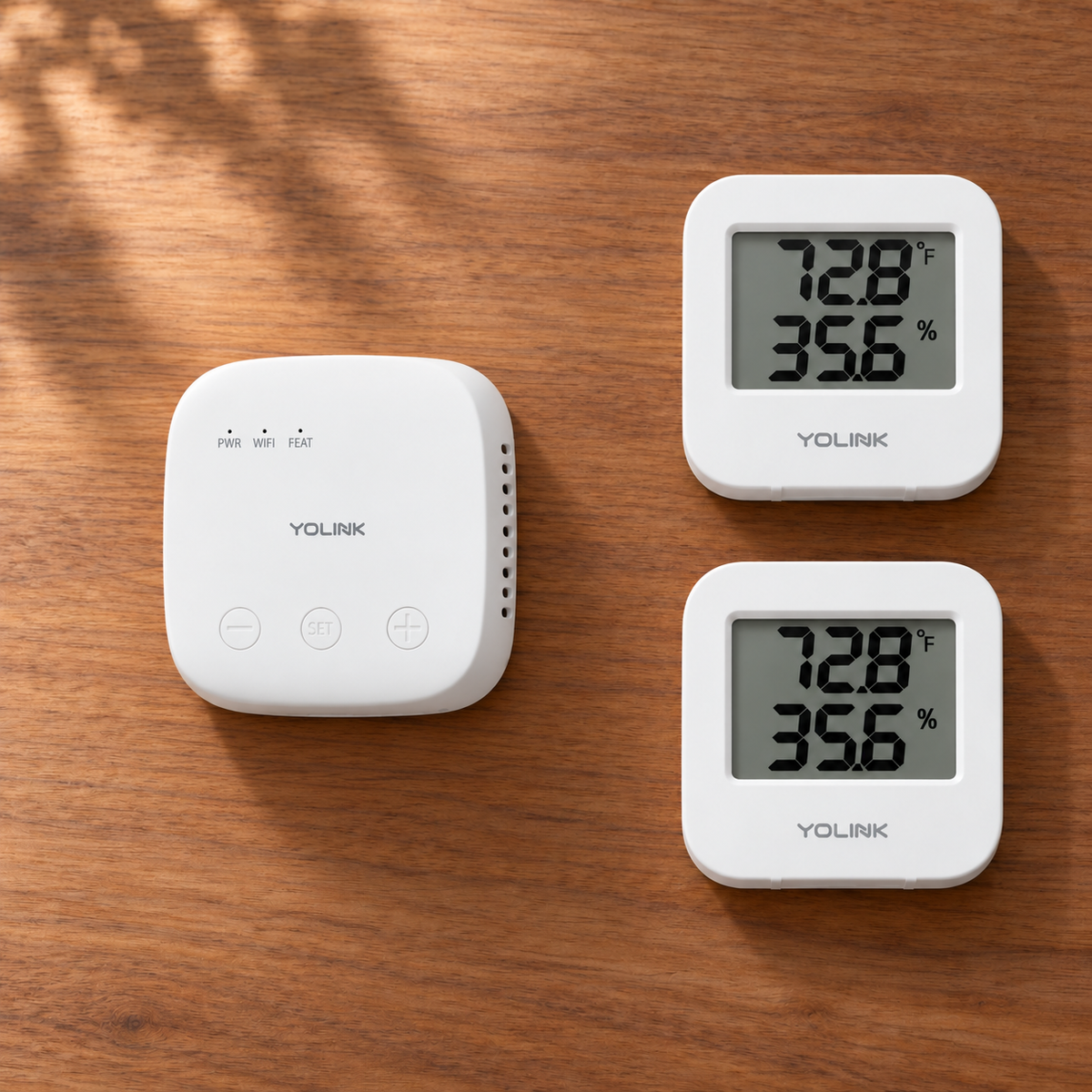 YoLink Temperature & Humidity Sensor Starter Kit — arranged main components