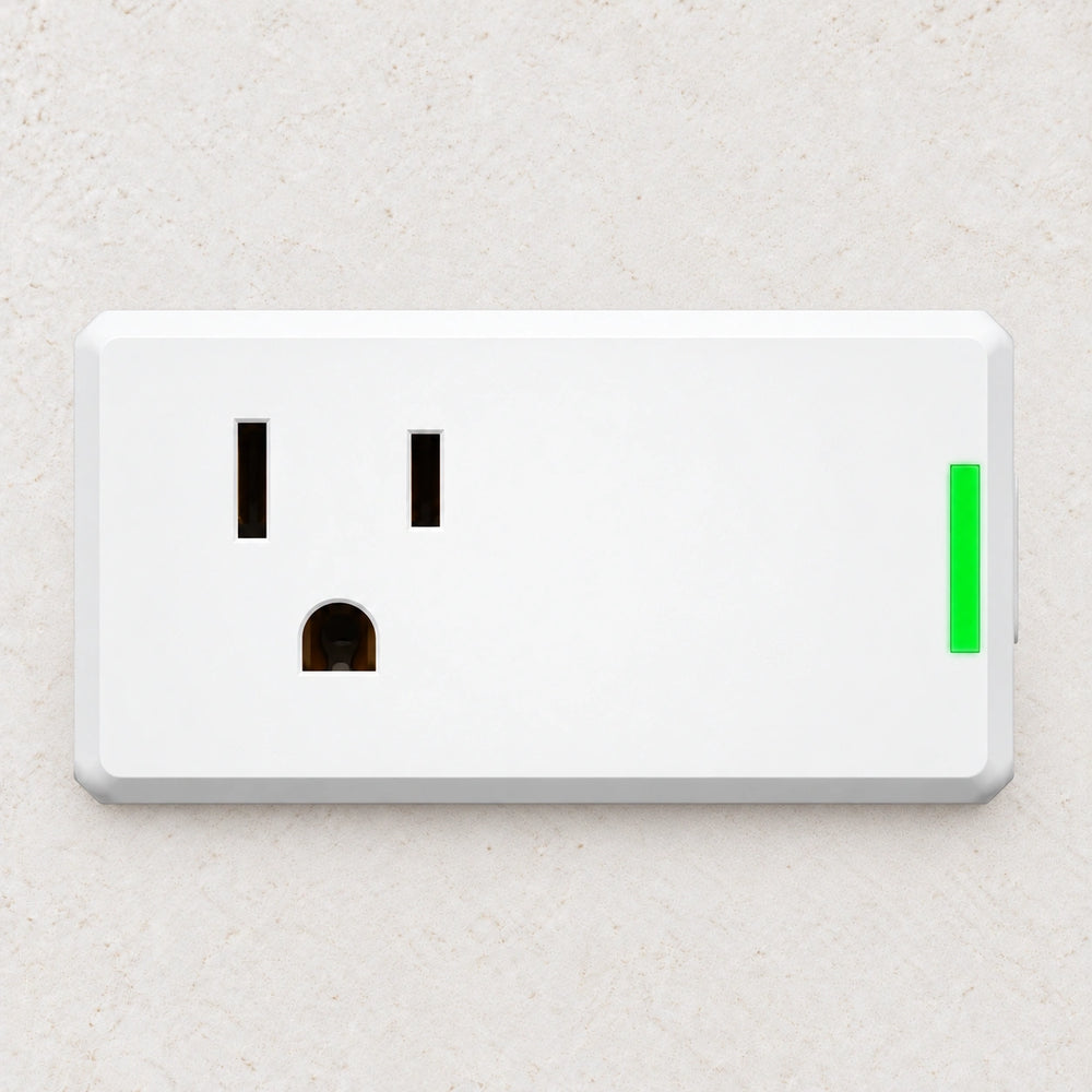 YoLink Energy Plug, 15A — product-only photograph
